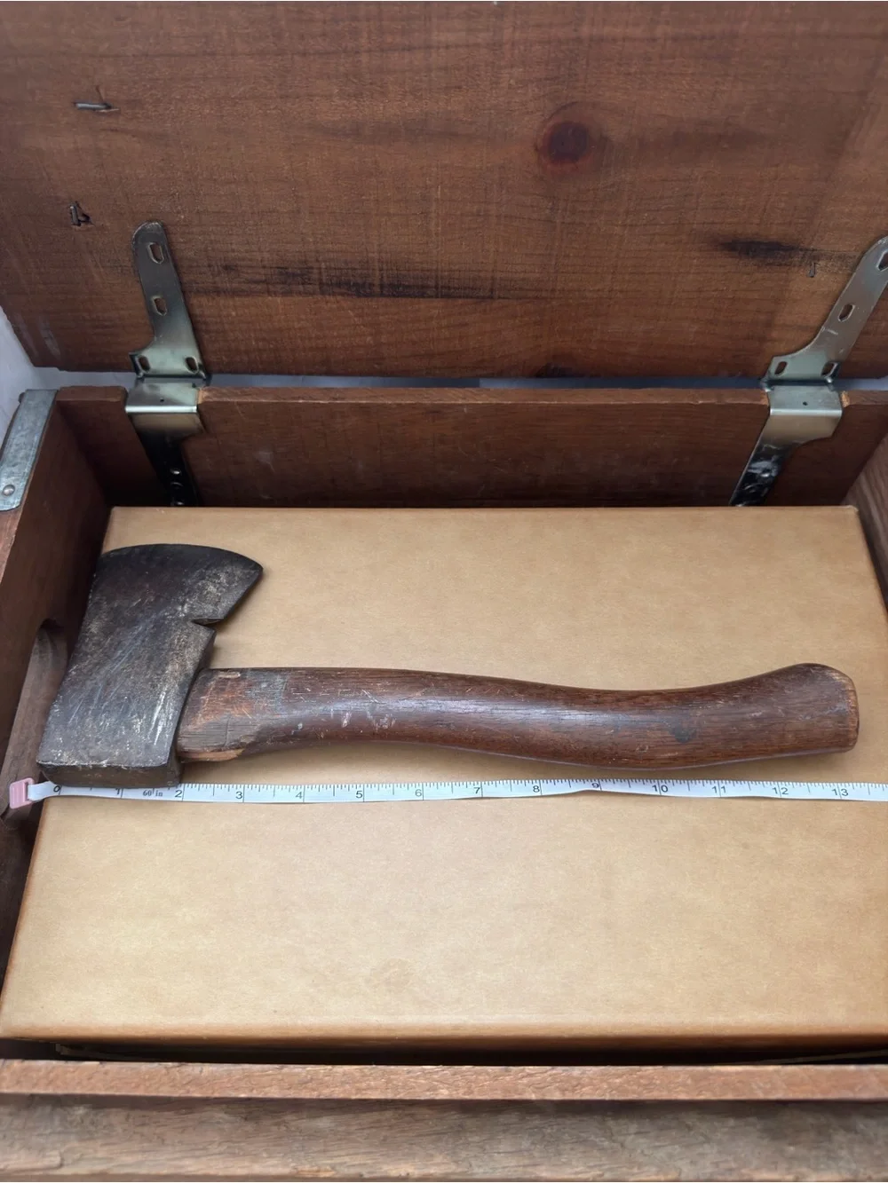 Vintage 1934-1937 Plumb Official Scout Axe screw wedge